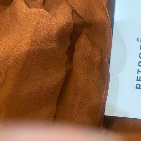 INA SILK CHIFFON DRESS
Retrofête - Picture 8 of 10